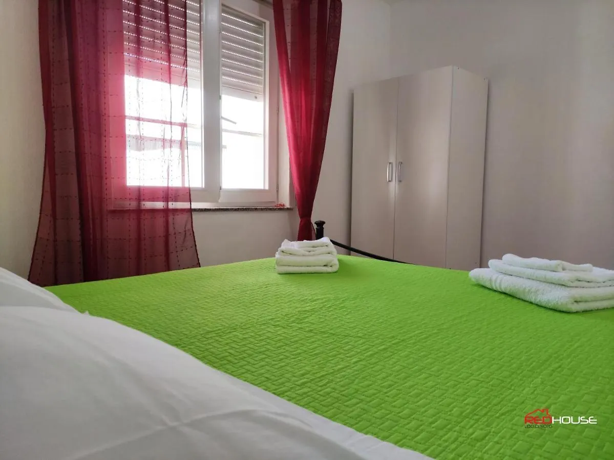 Lido di Noto Red House 아파트 0*, Lido di Noto 이탈리아