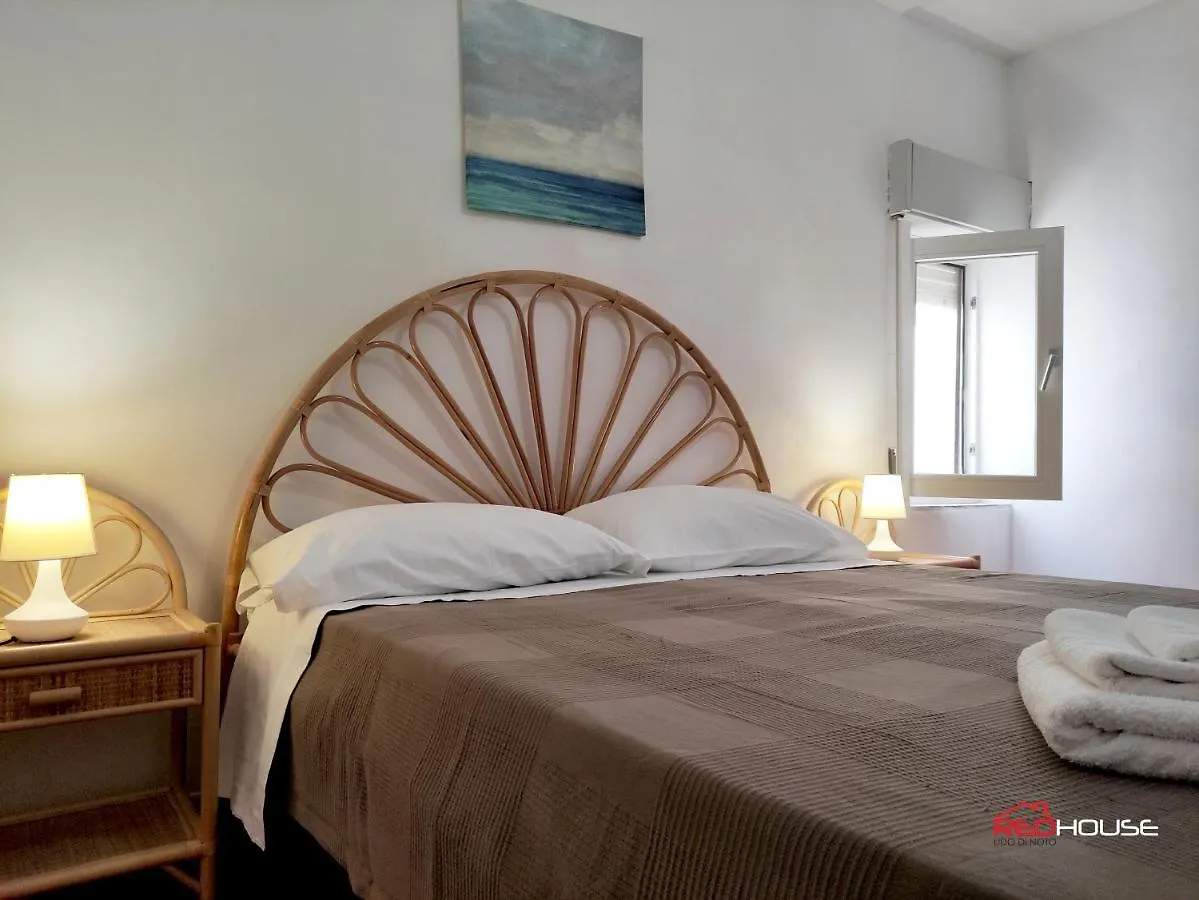 Appartamento Red House Lido di Noto